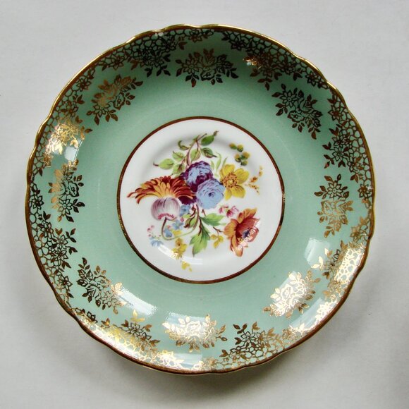 Paragon Fine Bone China Teacup and Saucer Royal Warrant Mark Green Gilt Floral - Picture 8 of 9